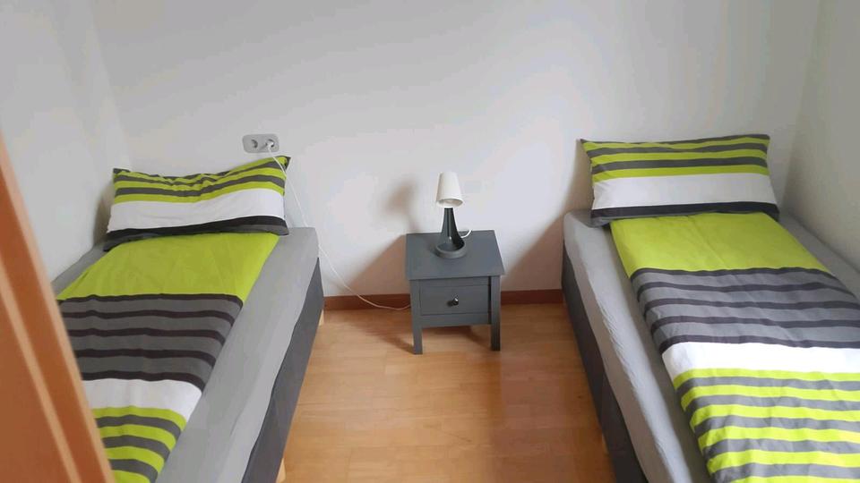 Einfamilienhaus Bad Oeynhausen Rehme - 17 Zimmer, 220 m&sup2;, 100&euro; | Angebot:25838896