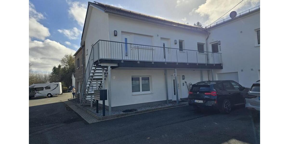 Etagenwohnung Siegen Dillnhütten - 1 Zimmer, 22 m&sup2;, 420&euro; | Angebot:25988574