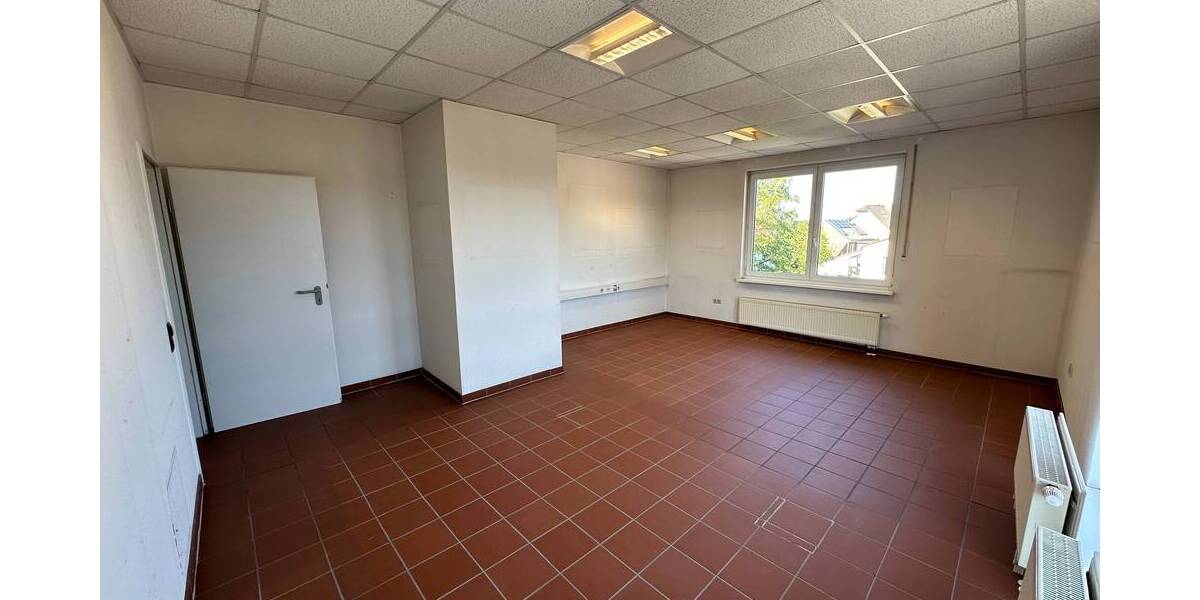 Gewerbeobjekt Unna Massen - 6 Zimmer, 200 m&sup2;, 1.800&euro; | Angebot:25768499