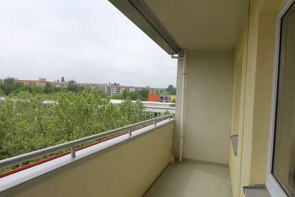 Wohnung Gera Lusan - 1 Zimmer, 34 m&sup2;, 230&euro; | Angebot:27055975