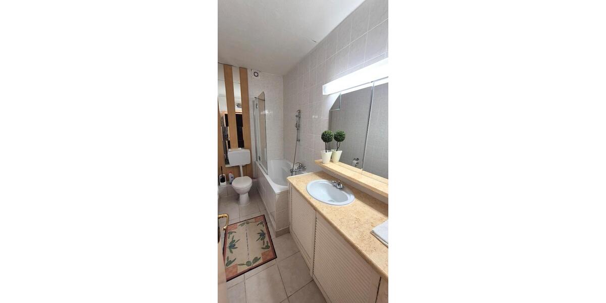 Wohnen auf Zeit Düsseldorf Pempelfort - 3 Zimmer, 80 m&sup2;, 1.600&euro; | Angebot:18917290