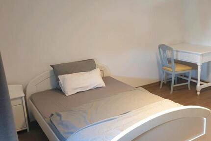 Wohnen auf Zeit Homburg - 2 Zimmer, 16 m&sup2;, 450&euro; | Angebot:26021189