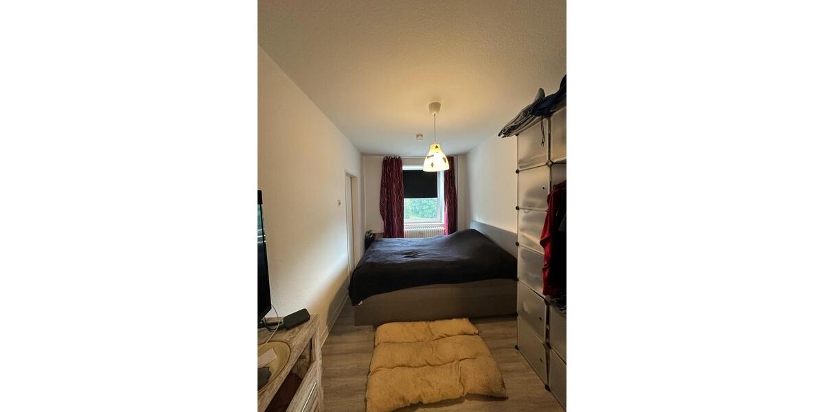 Etagenwohnung Emden - 4 Zimmer, 100 m&sup2;, 950&euro; | Angebot:26169140
