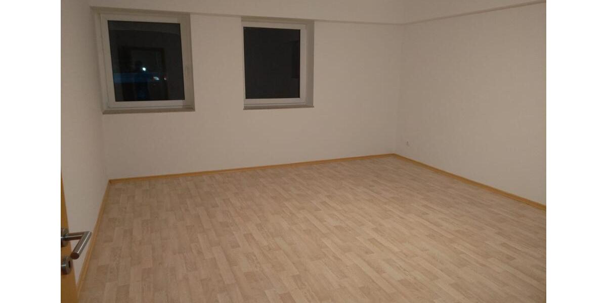 Etagenwohnung Zeulenroda-Triebes Triebes - 4 Zimmer, 104 m&sup2;, 830&euro; | Angebot:25151211