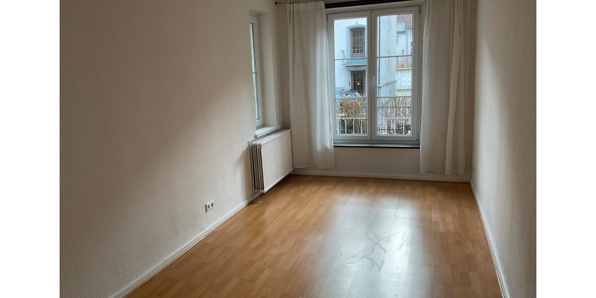 Erdgeschoßwohnung Hildesheim - 3 Zimmer, 78 m&sup2;, 825&euro; | Angebot:26482114