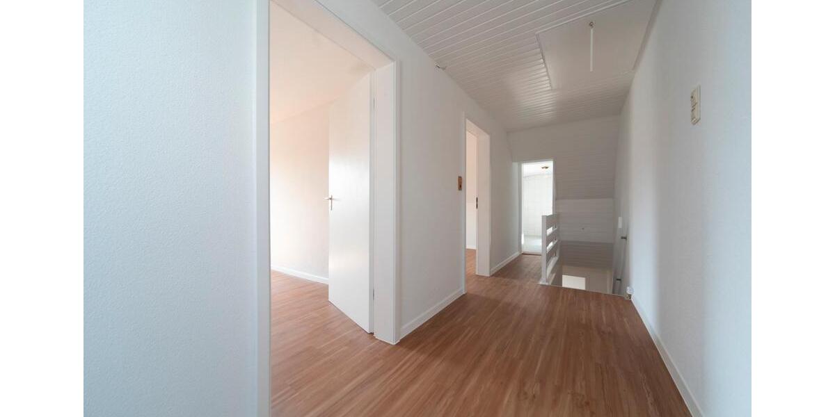 Doppelhaushälfte Freiburg im Breisgau Betzenhausen - 3.5 Zimmer, 100 m&sup2;, 1.650&euro; | Angebot:23915837