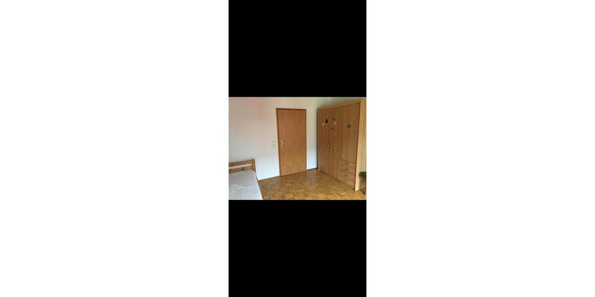 Etagenwohnung Geisenheim - 3 Zimmer, 66 m&sup2;, 450&euro; | Angebot:25323824