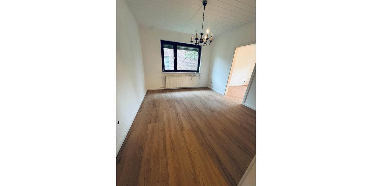 Einfamilienhaus Grönwohld - 5 Zimmer, 135 m&sup2;, 1.800&euro; | Angebot:26629204