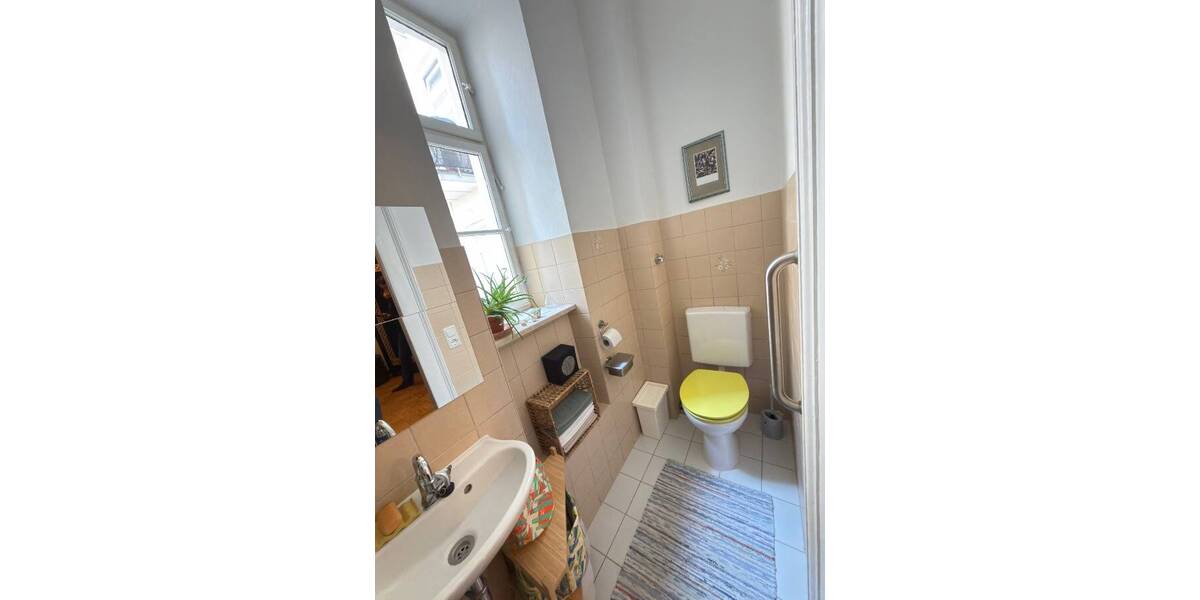 Etagenwohnung München Neuhausen-Nymphenburg - 3 Zimmer, 110 m&sup2;, 2.300&euro; | Angebot:26170654