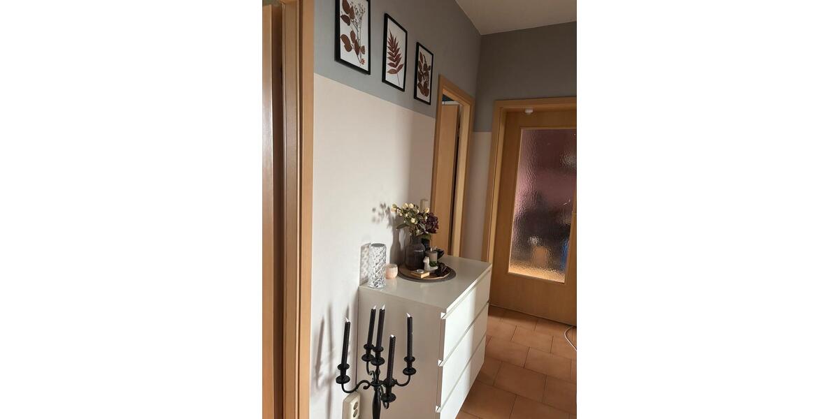 Etagenwohnung Neubrandenburg - 3 Zimmer, 63 m&sup2;, 570&euro; | Angebot:26170755