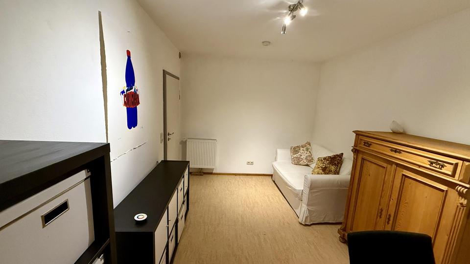 Sillenbuch: Zimmer im Grünen, gerne an Pendler 1 zimmer