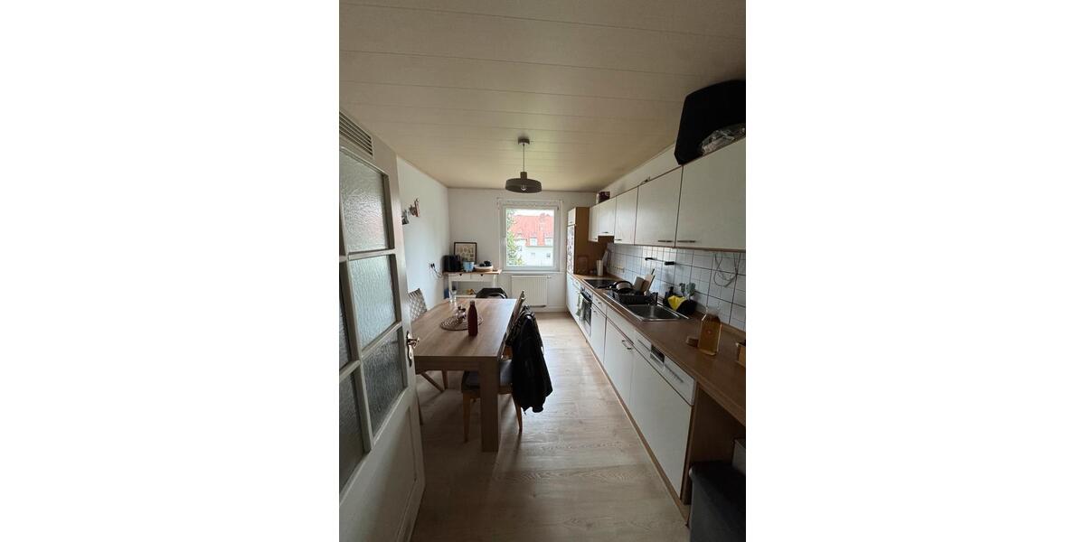 Wohnen auf Zeit Bamberg Gereuth - 5 Zimmer, 15 m&sup2;, 446&euro; | Angebot:26285339