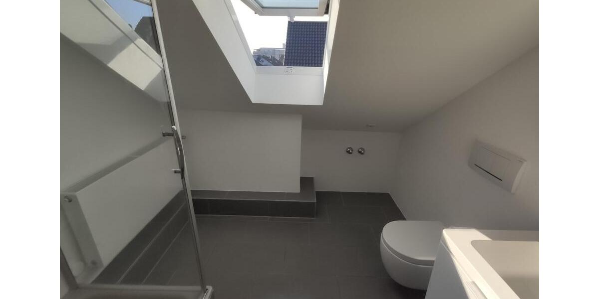 Dachgeschoßwohnung Kahl am Main - 2 Zimmer, 60 m&sup2;, 700&euro; | Angebot:24826309