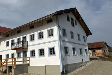 Haus Dorfen - 6 Zimmer, 210 m&sup2;, 3.500&euro; | Angebot:26278683