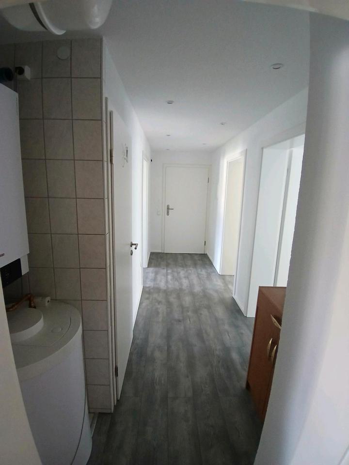 Es wird eine Helle 3 Zimmer Wohnung Vermietet