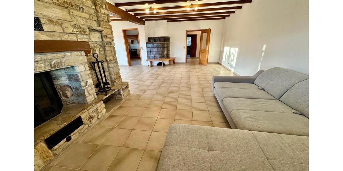 Erdgeschoßwohnung Aichtal - 3.5 Zimmer, 150 m&sup2;, 2.500&euro; | Angebot:24819324