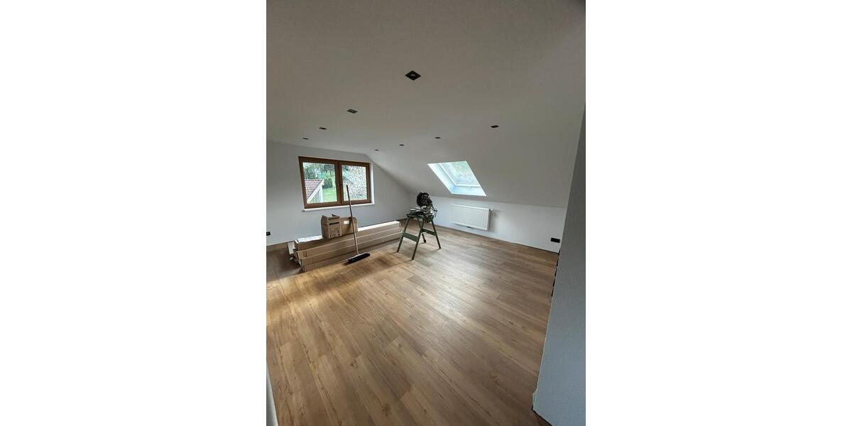 Dachgeschoßwohnung Frammersbach - 3 Zimmer, 80 m&sup2;, 900&euro; | Angebot:26253694