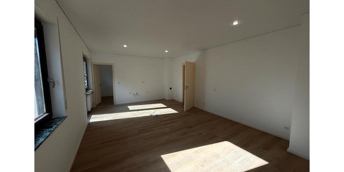 Terrassenwohnung Staudernheim - 3.5 Zimmer, 118 m&sup2;, 1.300&euro; | Angebot:26149188