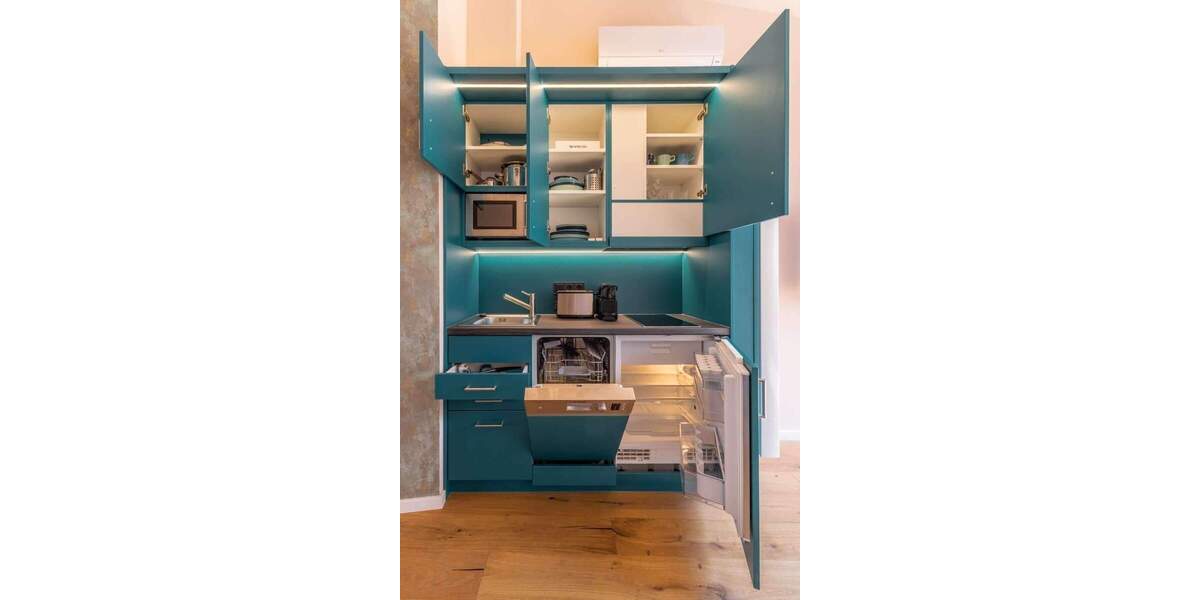 Etagenwohnung Frankfurt am Main Innenstadt - 1 Zimmer, 63 m&sup2;, 3.280&euro; | Angebot:24789399