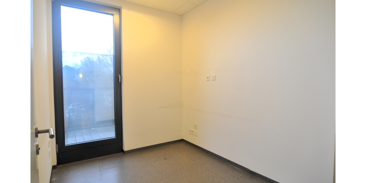 Praxisfläche mit Penthouse-Feeling im Ärztehaus - Gewerbeobjekt Königstein | Angebot:23795165