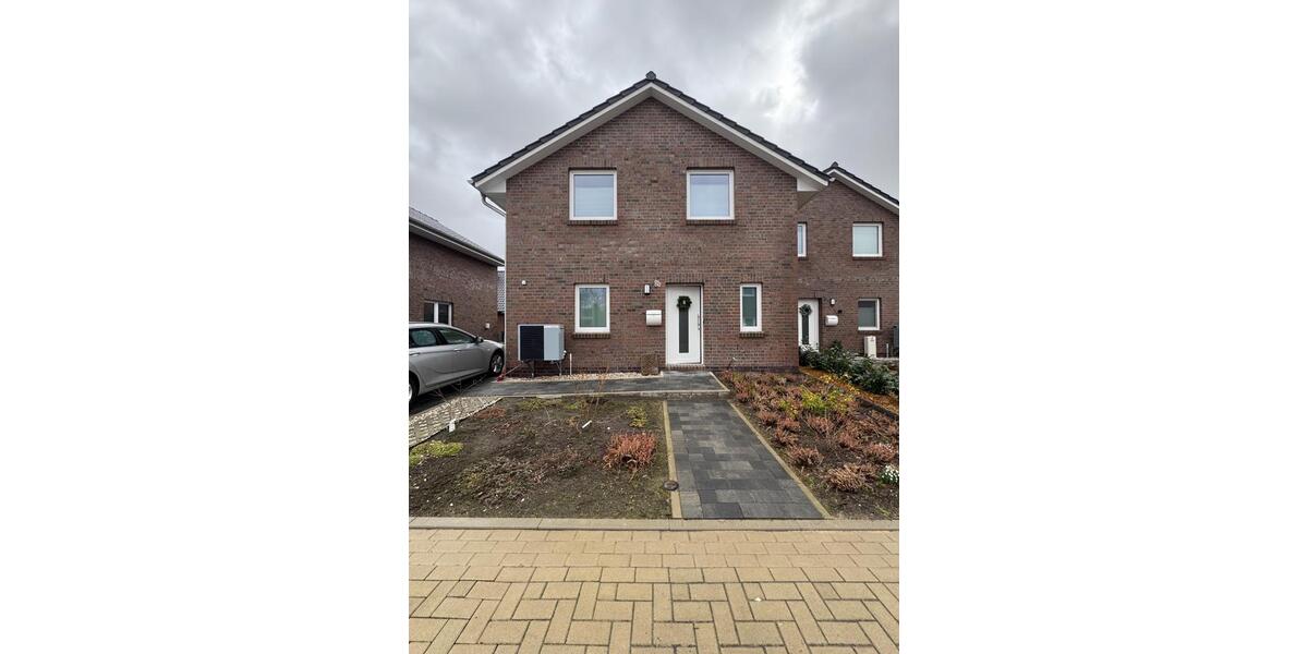 Doppelhaushälfte Hinte - 4 Zimmer, 87 m&sup2;, 800&euro; | Angebot:25215459