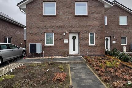 Haus Hinte - 4 Zimmer, 87 m&sup2;, 800&euro; | Angebot:25215459