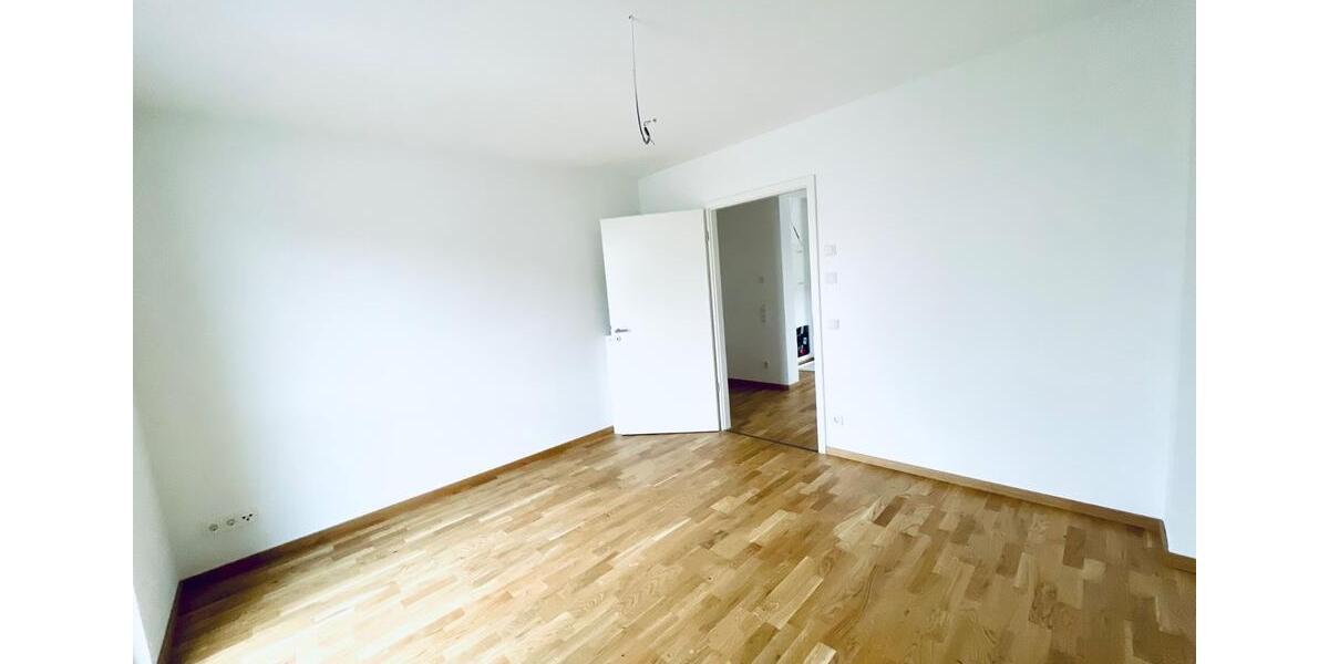 Erdgeschoßwohnung Schwaigern - 3 Zimmer, 84 m&sup2;, 1.150&euro; | Angebot:24847881