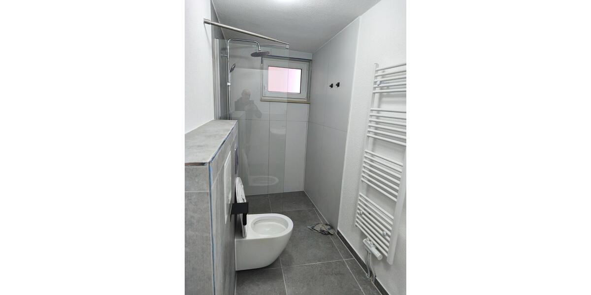 Hochparterre Eningen unter Achalm - 4 Zimmer, 83 m&sup2;, 1.200&euro; | Angebot:25045589