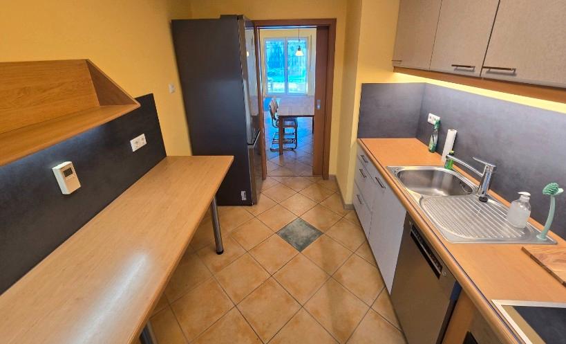 Reihenhaus Dresden Neustadt - 5 Zimmer, 136 m&sup2;, 1.700&euro; | Angebot:25924384