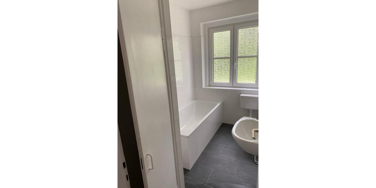 Erdgeschoßwohnung Straubing - 3 Zimmer, 63 m&sup2;, 950&euro; | Angebot:25868421