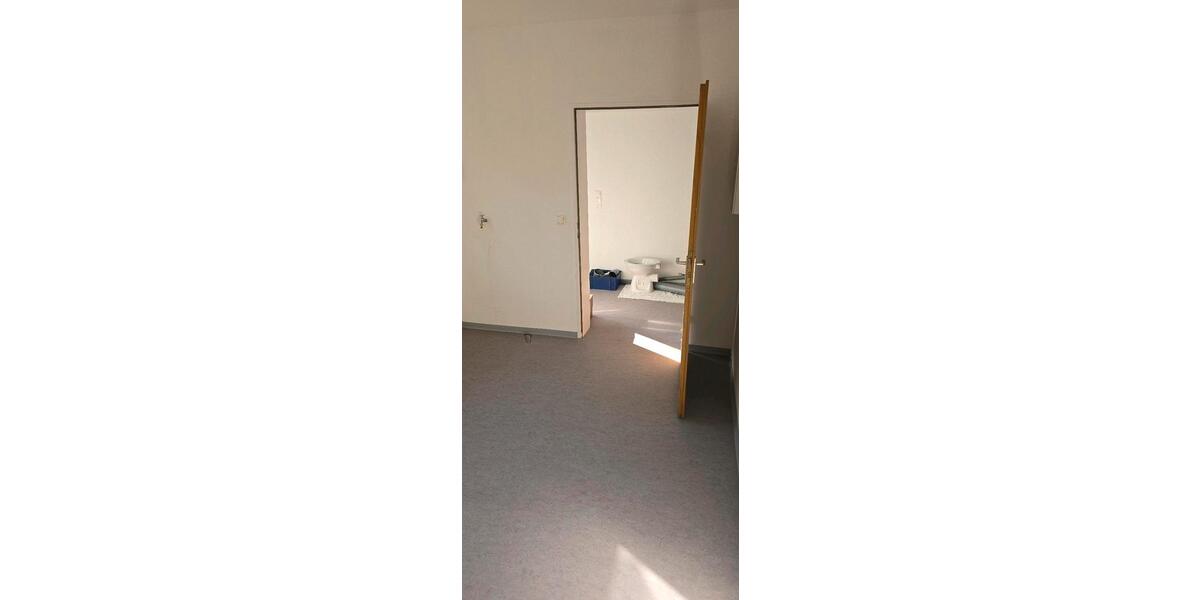 Erdgeschoßwohnung Siegen Weidenau - 4 Zimmer, 85 m&sup2;, 750&euro; | Angebot:25861351
