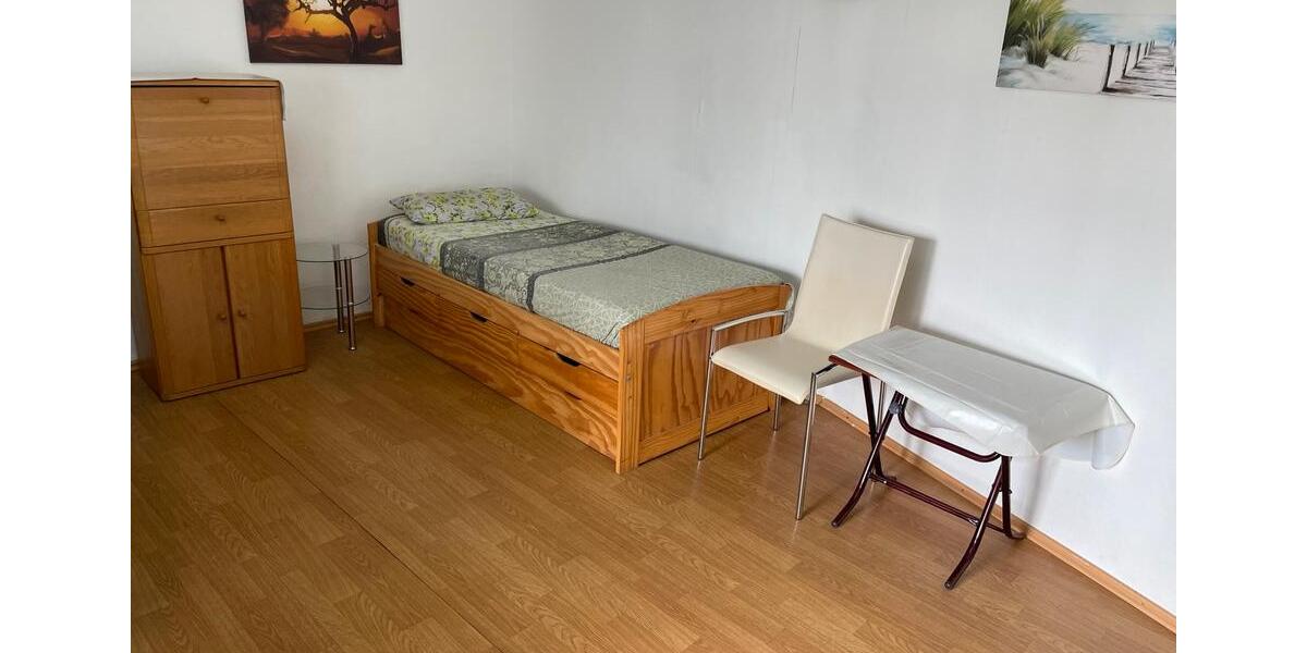 Erdgeschoßwohnung Pohlheim - 1 Zimmer, 20 m&sup2;, 20&euro; | Angebot:26547057