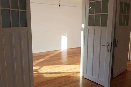 Wohnung Hamburg Winterhude - 3 Zimmer, 60 m&sup2;, 2.150&euro; | Angebot:26732598