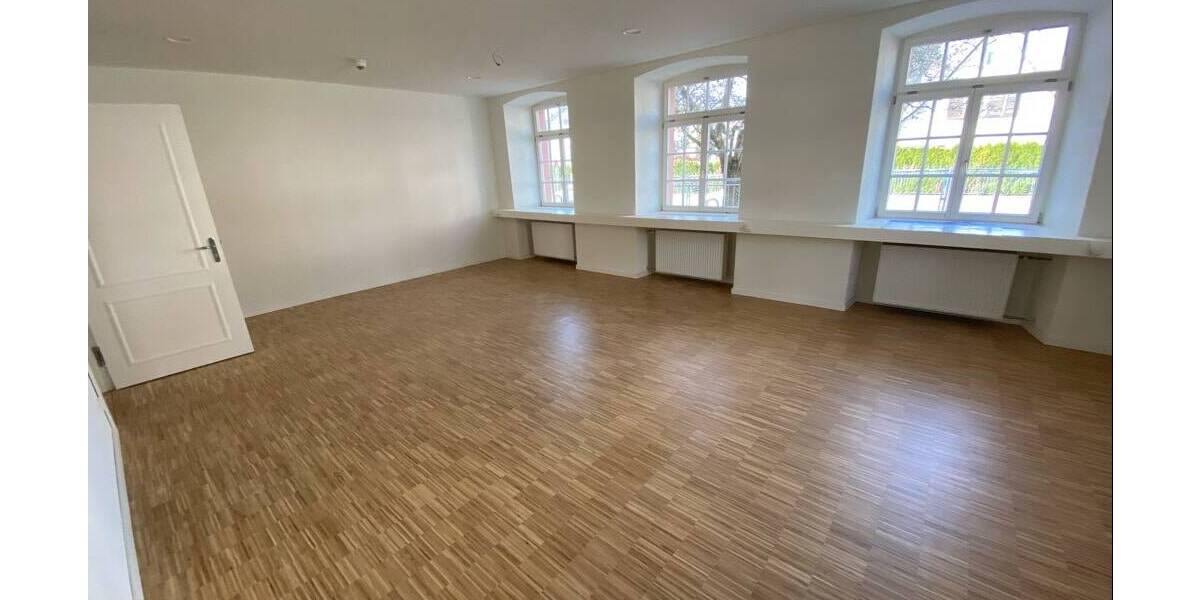 Gewerbeobjekt Gengenbach - 4 Zimmer, 1.880&euro; | Angebot:25797298