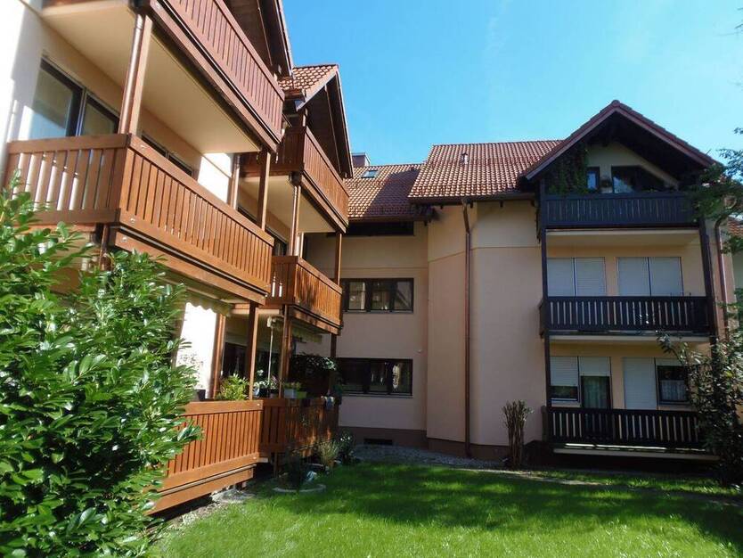 3 Zimmer, 2 Balkone, 1 TG-Stellplatz - die Formel für tolles wohnen