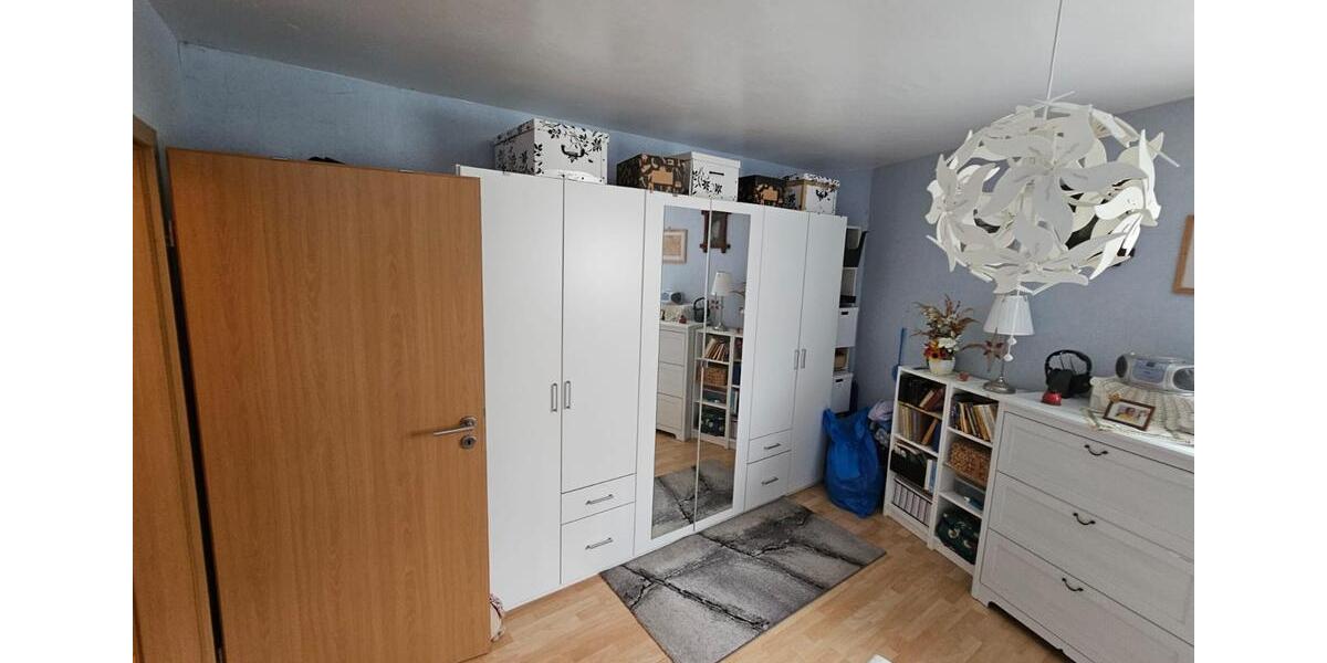 Etagenwohnung Kürten - 3 Zimmer, 92 m&sup2;, 750&euro; | Angebot:26585303
