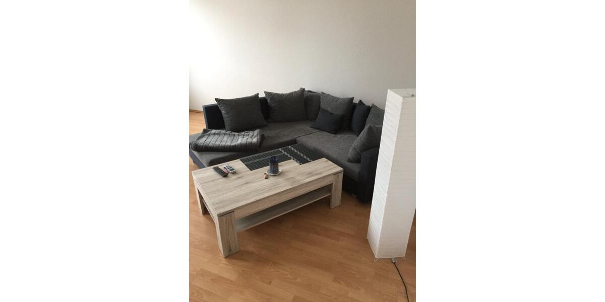 Etagenwohnung Gröditz - 2 Zimmer, 75 m&sup2;, 410&euro; | Angebot:23863088