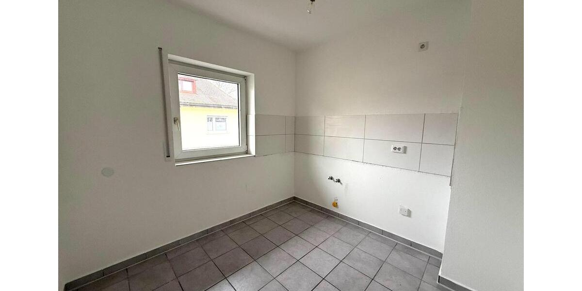 Schöne Wohnung inkl. Küche im 1.OG * in Rheinstetten 5 zimmer