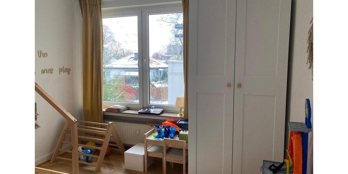 Etagenwohnung Bremerhaven Lehe - 4 Zimmer, 20 m&sup2;, 1.100&euro; | Angebot:25440028