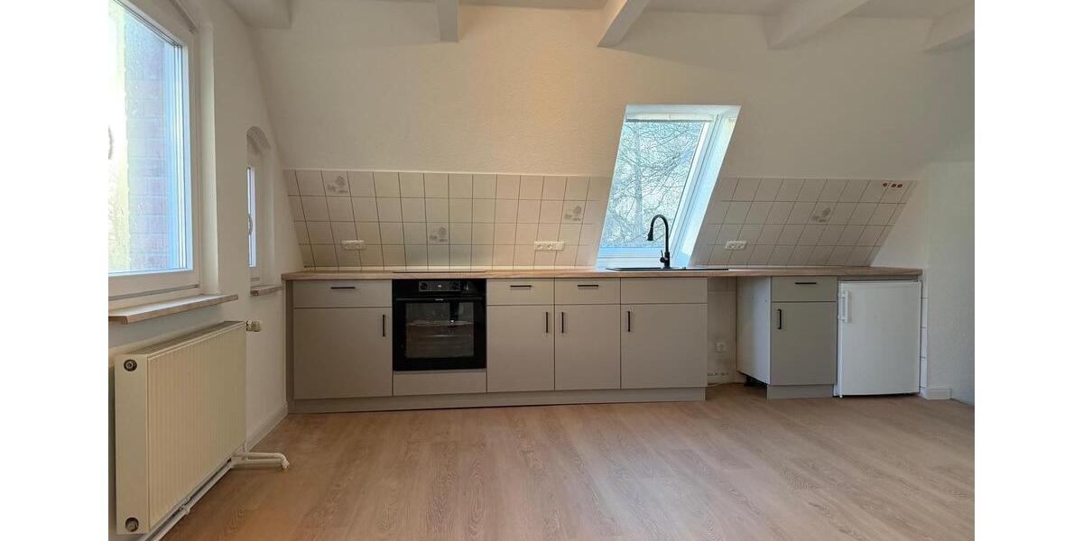 Dachgeschoßwohnung Itzehoe - 2 Zimmer, 45 m&sup2;, 600&euro; | Angebot:25924005