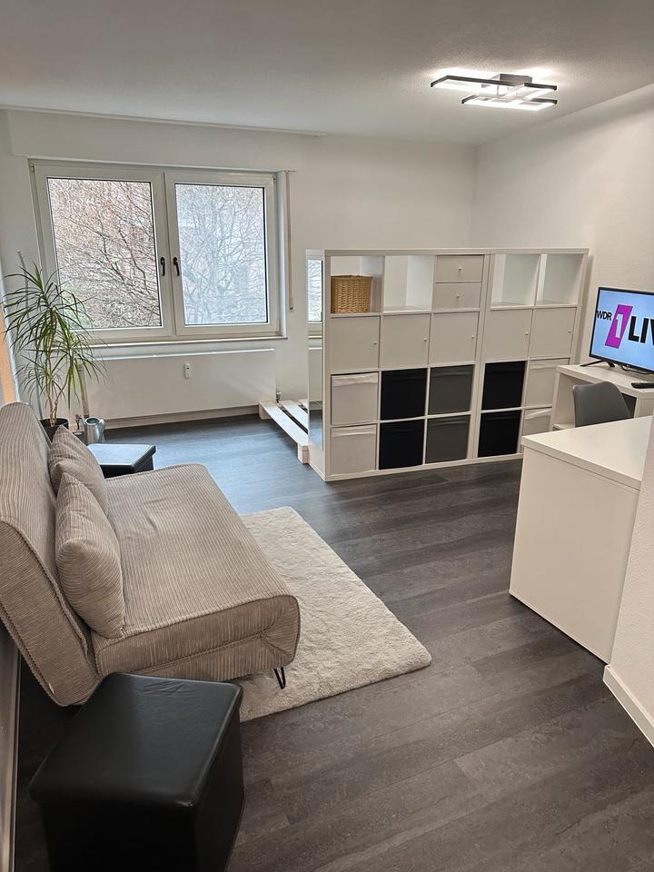 Schöne möblierte 1-Zimmer Wohnung im Herzen von Esslingen zimmer