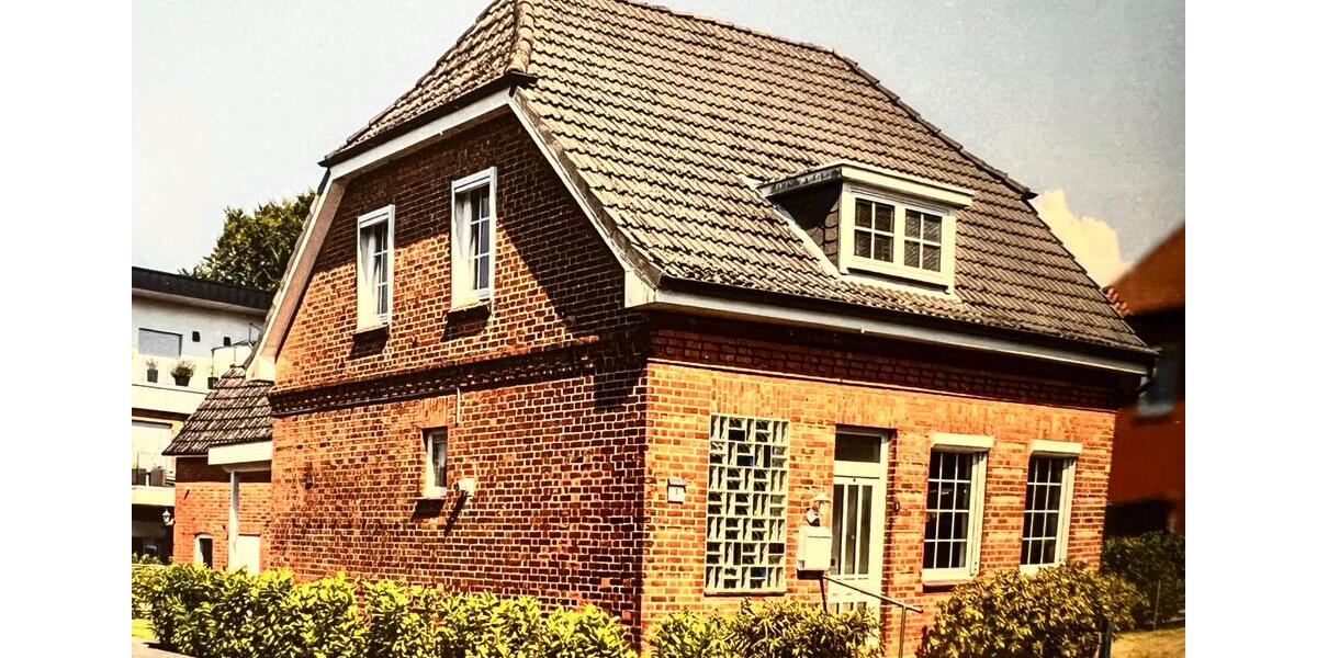 Einfamilienhaus Reinbek - 6 Zimmer, 142 m&sup2;, 1.800&euro; | Angebot:26425250