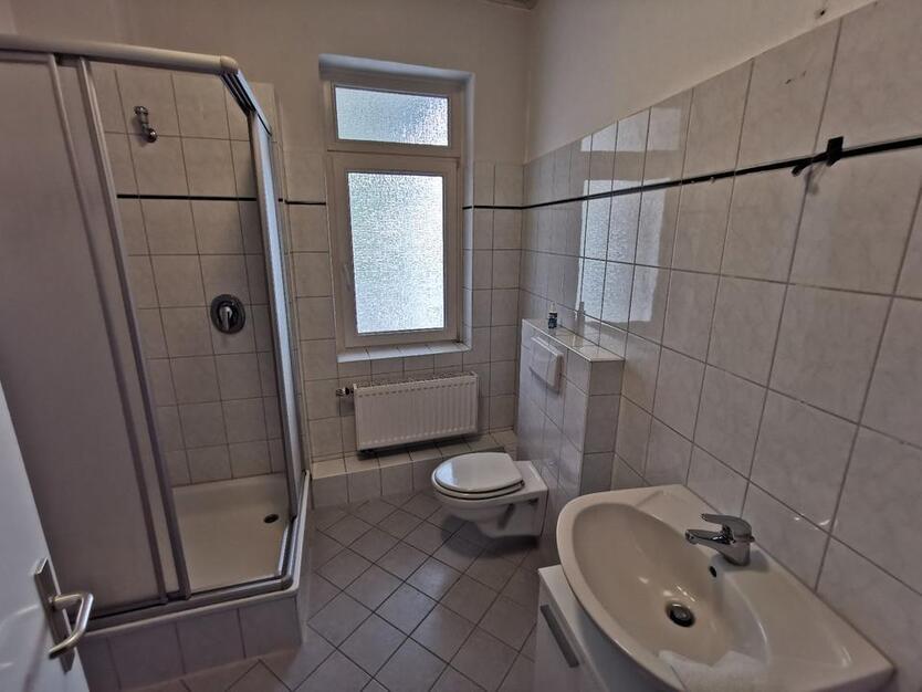 2 Zimmerwohnung mit Einbauküche zimmer