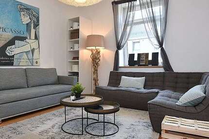 Zimmer Stuttgart Bad Cannstatt - 2 Zimmer, 1.490&euro; | Angebot:25599459