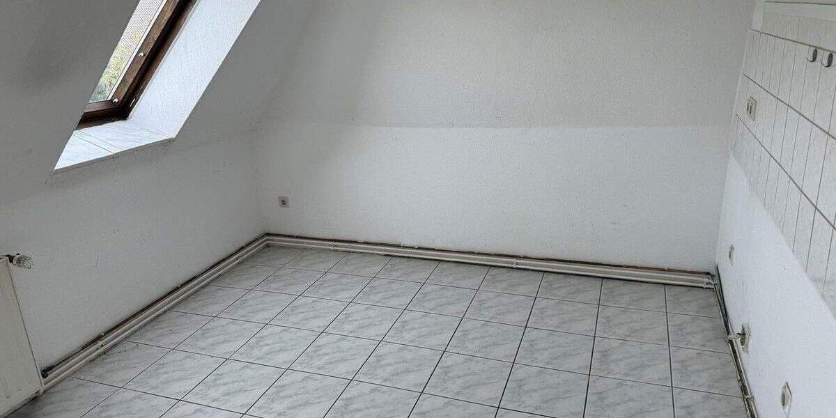 Etagenwohnung Hötensleben - 4 Zimmer, 112 m&sup2;, 675&euro; | Angebot:24508052