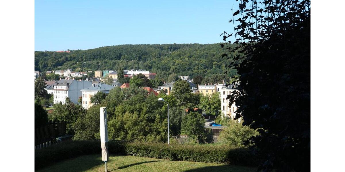 Dachgeschoßwohnung Greiz - 2 Zimmer, 43 m&sup2;, 243&euro; | Angebot:26436910
