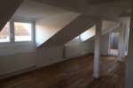 Top 3-Zimmer-DG-Wohnung mit Loggia und KFZ-Stellplatz Nbg-Schweinau