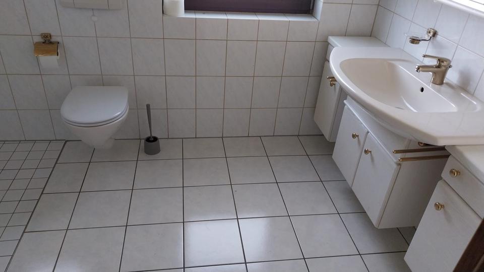 Erdgeschoßwohnung Biebertal - 3 Zimmer, 88 m&sup2;, 930&euro; | Angebot:26444415