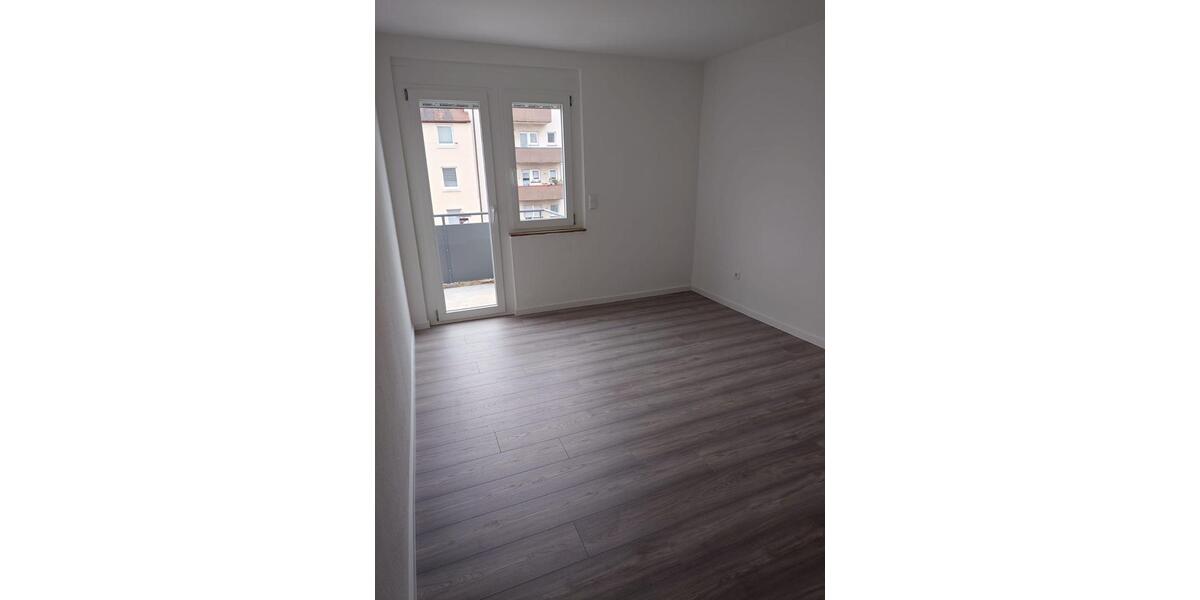 Etagenwohnung Pforzheim Nordstadt - 2 Zimmer, 57 m&sup2;, 810&euro; | Angebot:26380294