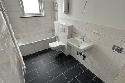 1. OG 5 Zimmer ab Ende Oktober (frisch saniert) zimmer